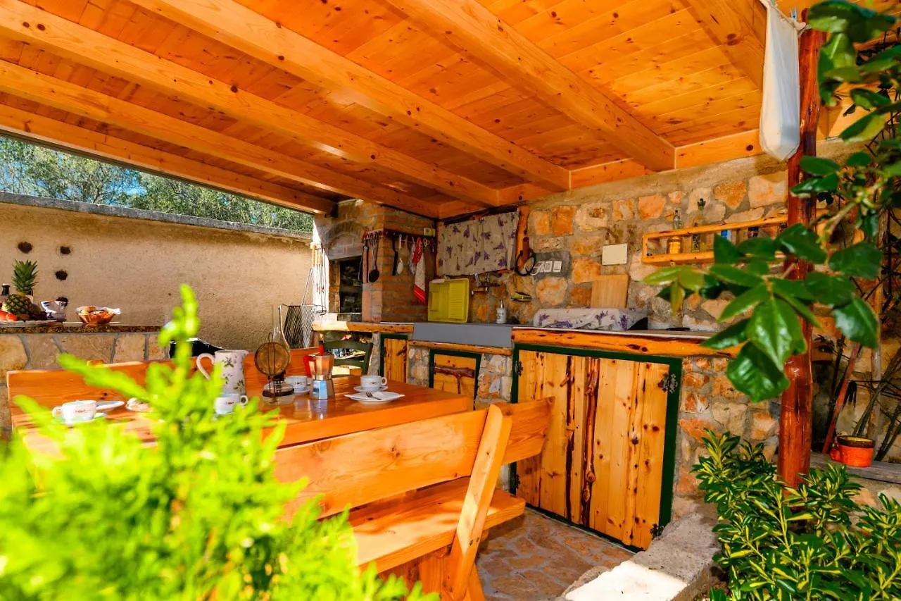 Appartement Apartman Paradiso Martinšćica Kroatië